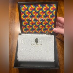 Kurt Geiger White Textured Wallet with Gold Details